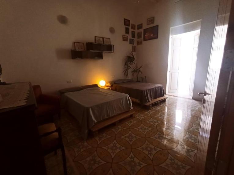 Dhara House Malta Bed & Breakfast Paola ภายนอก รูปภาพ